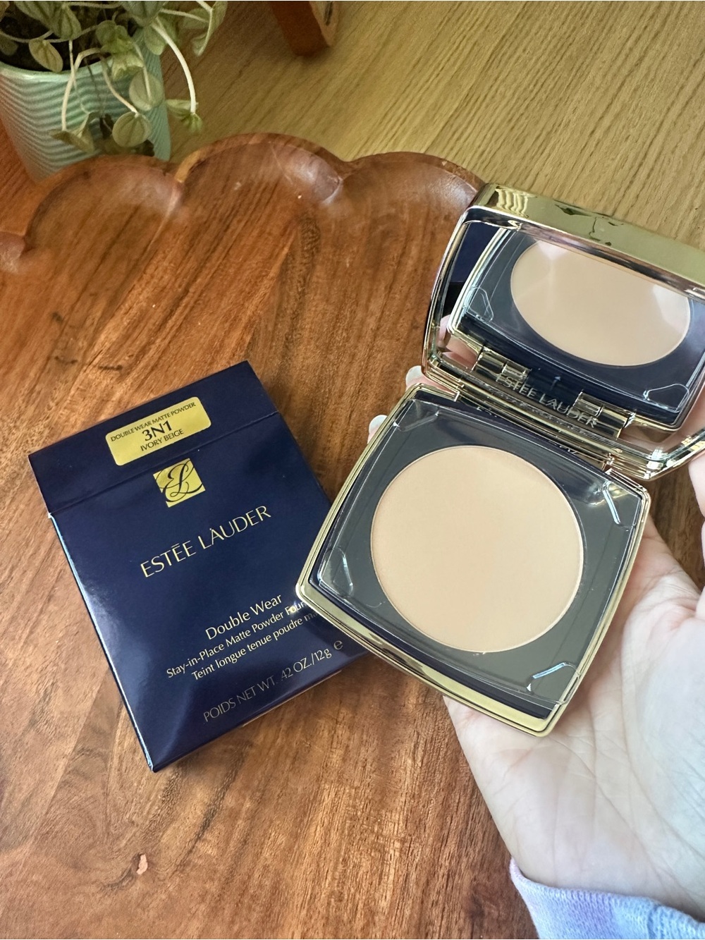Estee Lauder Double Wear Matte Powder Foundation 3N1 IVORY BEIGE